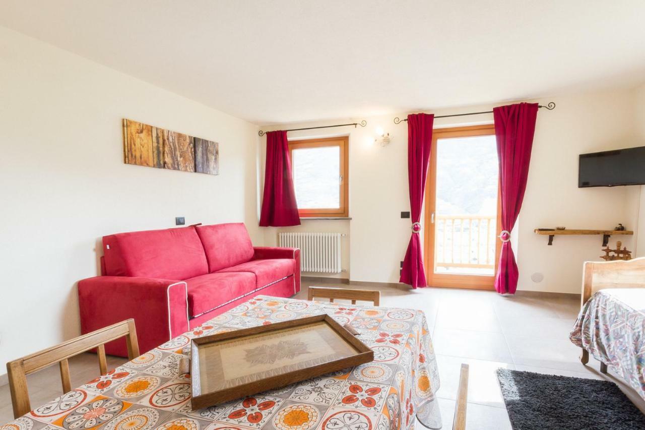 Apartamento La Casa Di Alfredo E Virginia Aosta Exterior foto